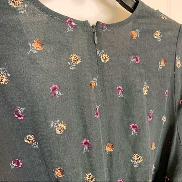 Skylar + Madison Floral Dress Size Large - Picture 10 of 14